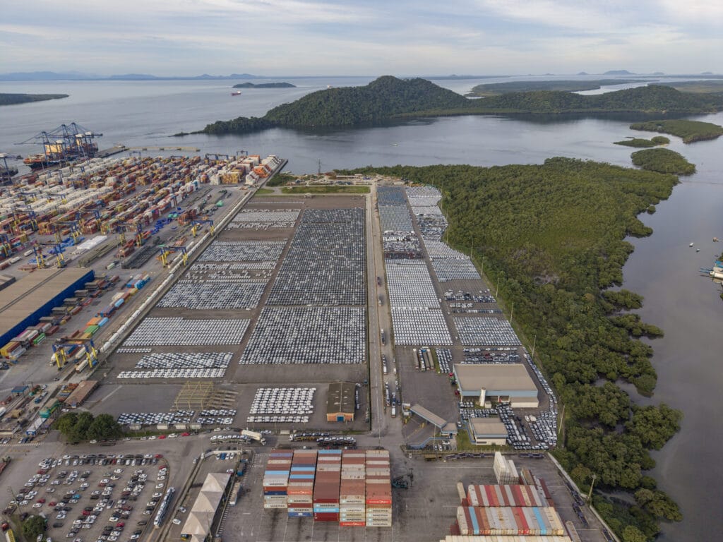 Terminal de Veículos Ascensus - Porto de Paranaguá